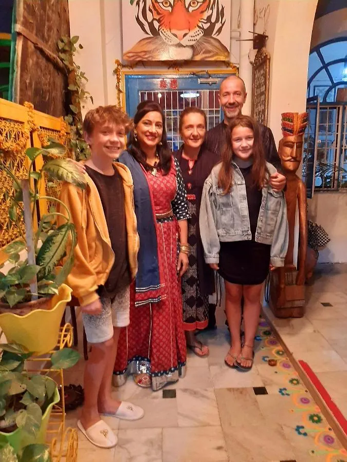 The Coral House Homestay By The Taj Agra